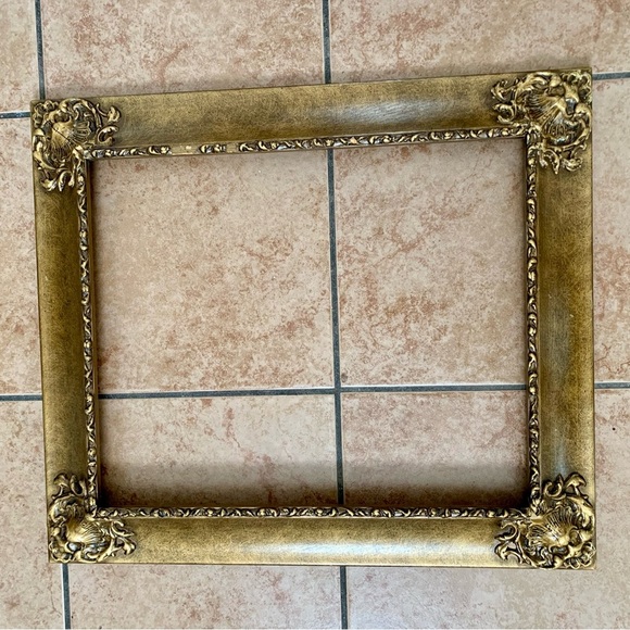 Vintage Victorian Style Gold Color Frame 19/22” - Picture 14 of 15